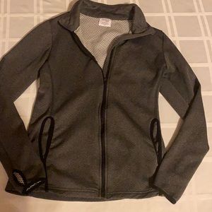 Workout zip up